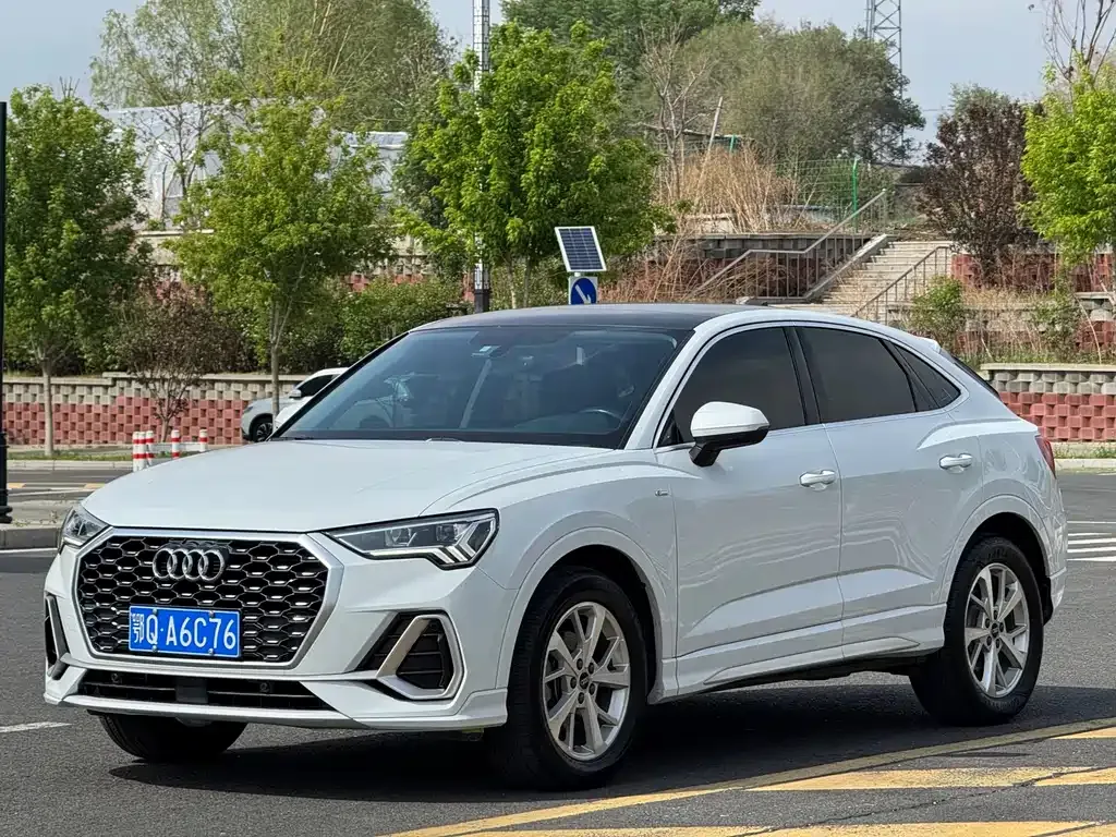 Audi Q3 Sportback — фото 7