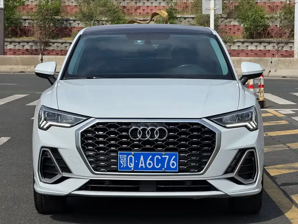 Audi Q3 Sportback — фото 5