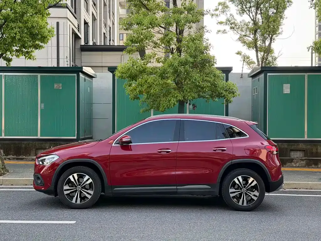 Mercedes-Benz GLA — фото 4