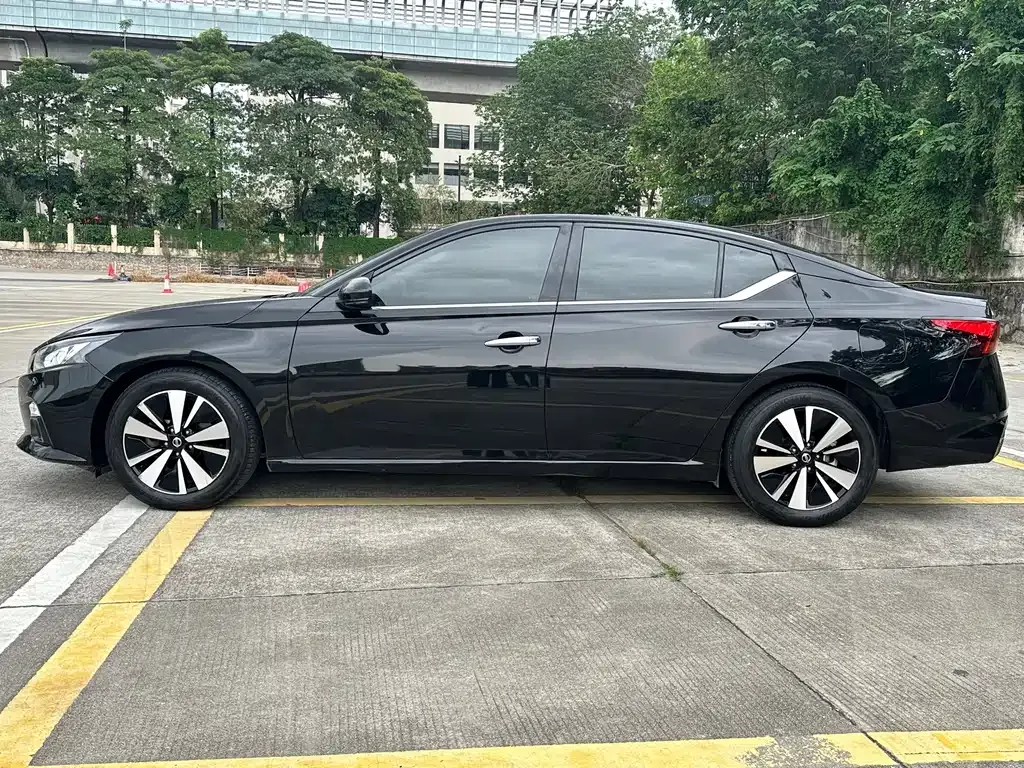 Nissan Teana — фото 9