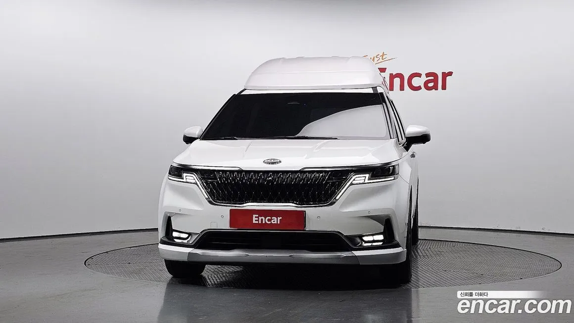Kia Carnival — фото 4