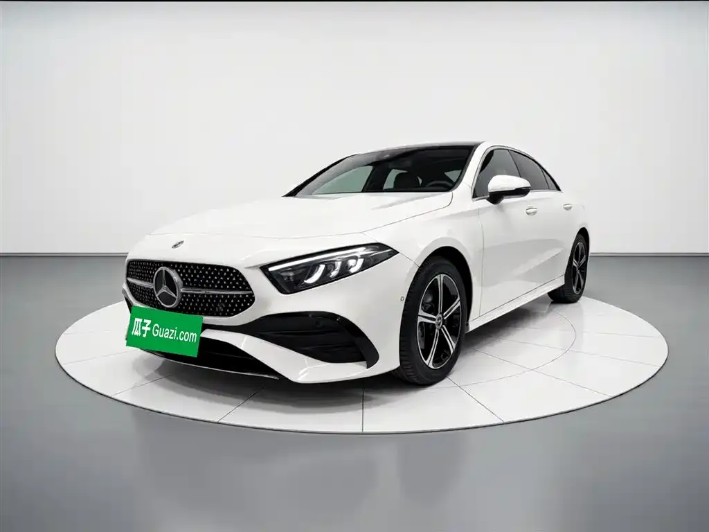 Mercedes-Benz A-Class — фото 1