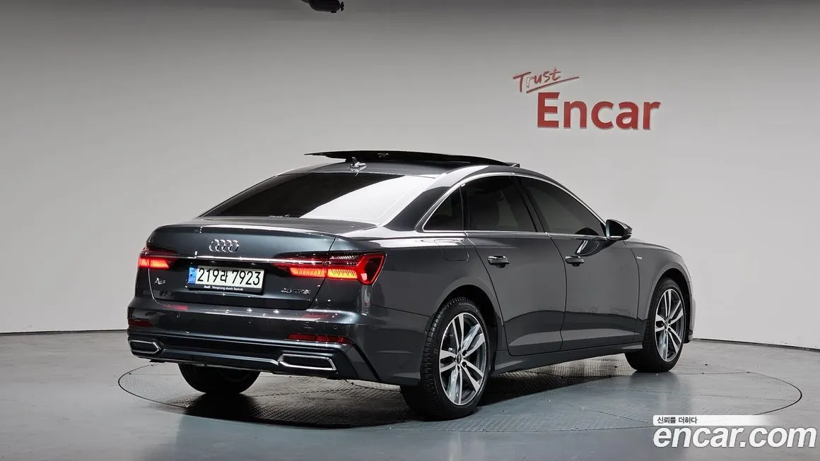 Audi A6 — фото 2