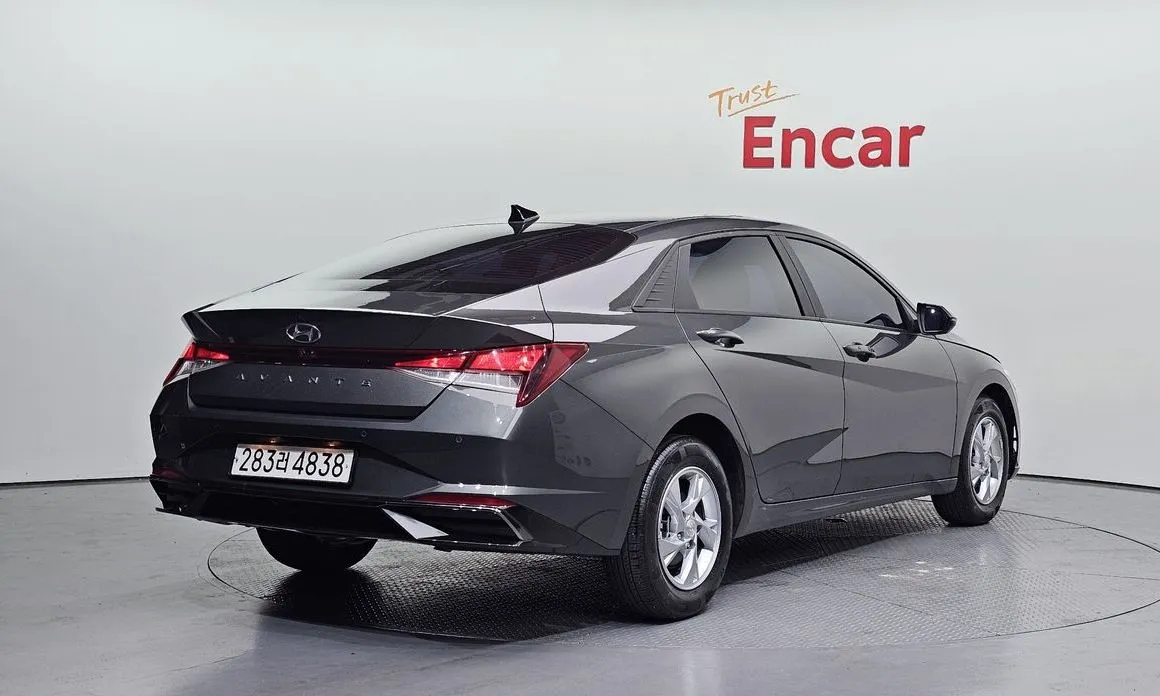 Hyundai AVANTE — фото 3