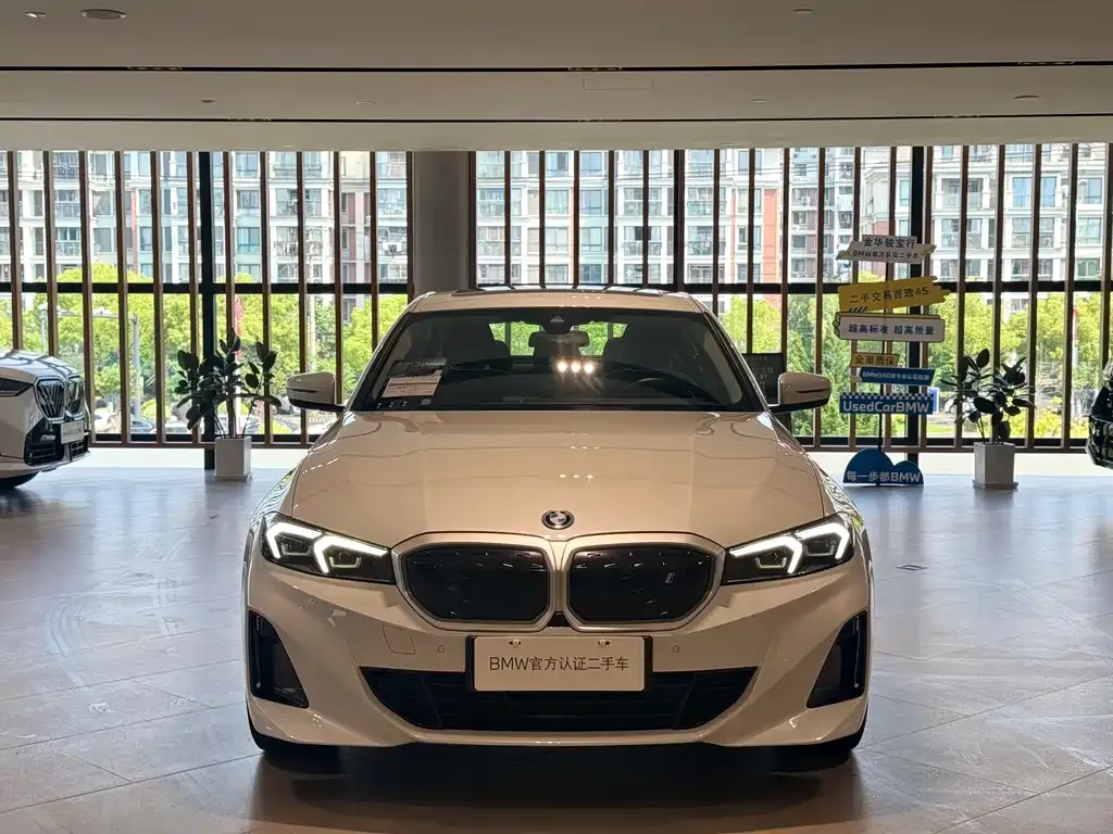 BMW i3 — фото 9