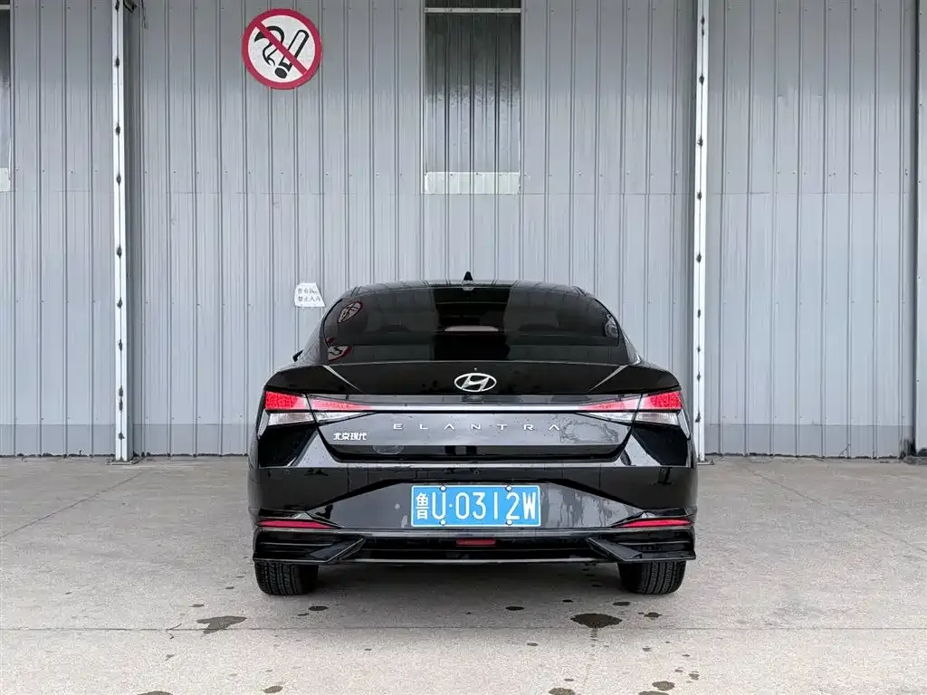 Hyundai Elantra — фото 3