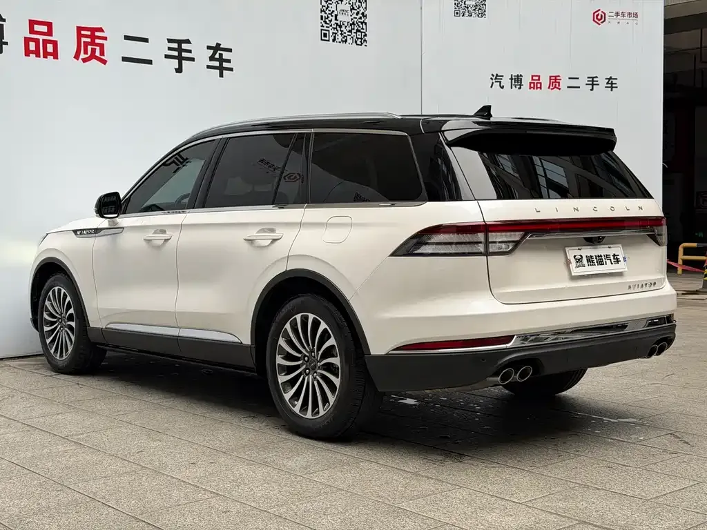 Lincoln Aviator — фото 2