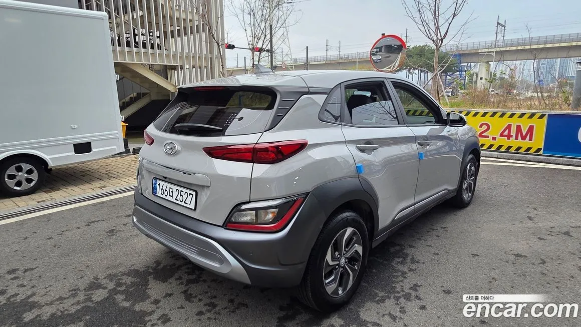 Hyundai Kona — фото 6