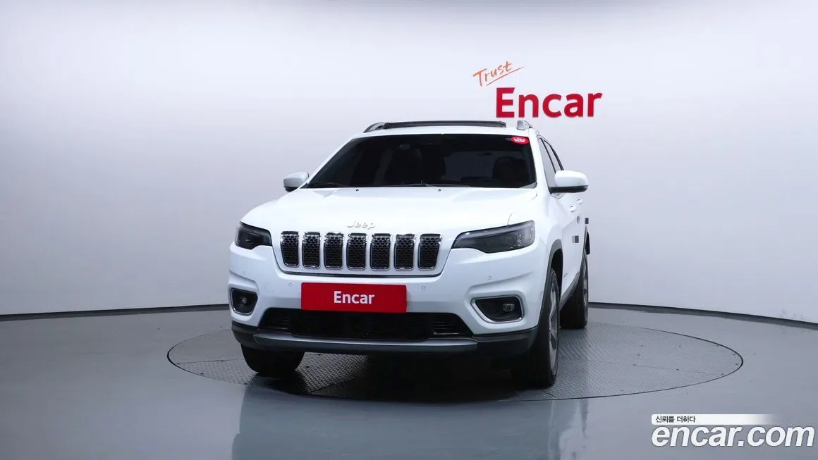Jeep Cherokee — фото 3