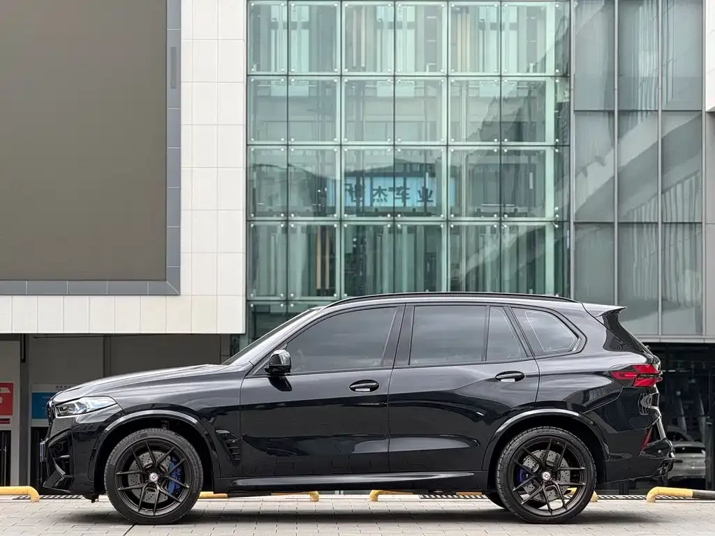 BMW X5 M — фото 9