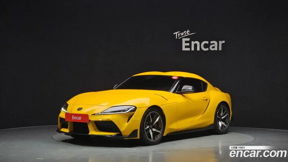 Toyota Supra — фото 1
