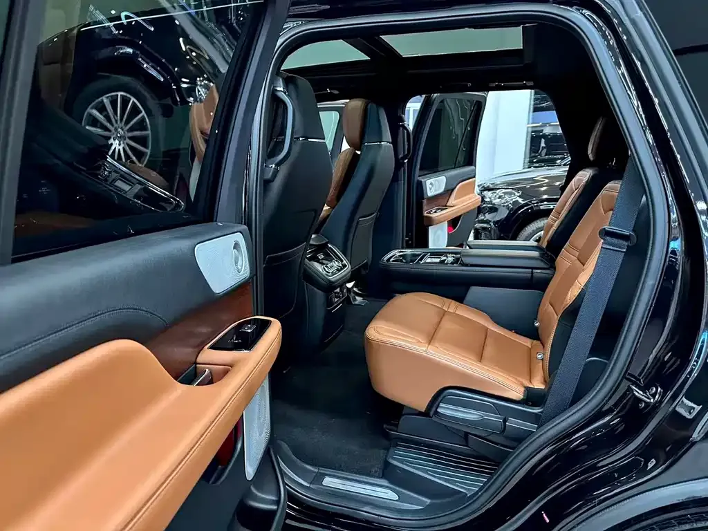 Lincoln Navigator — фото 4