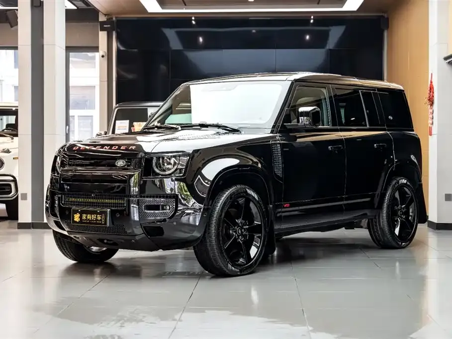 Land Rover Defender — фото 1