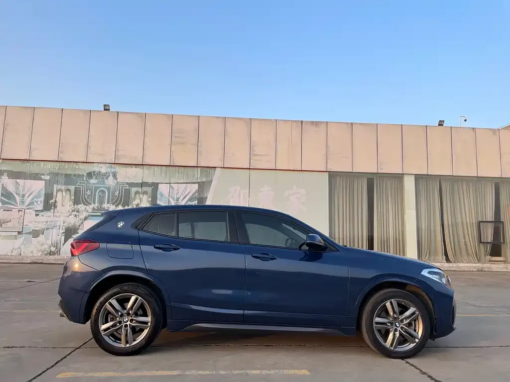 BMW X2 — фото 6