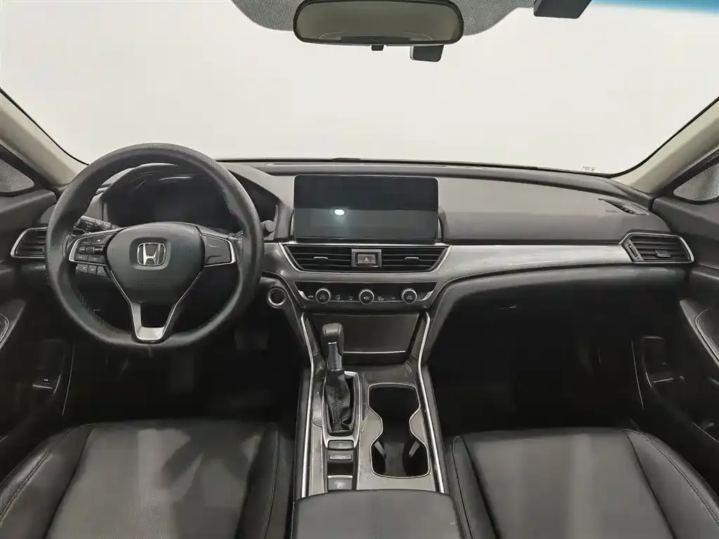 Honda Accord — фото 3
