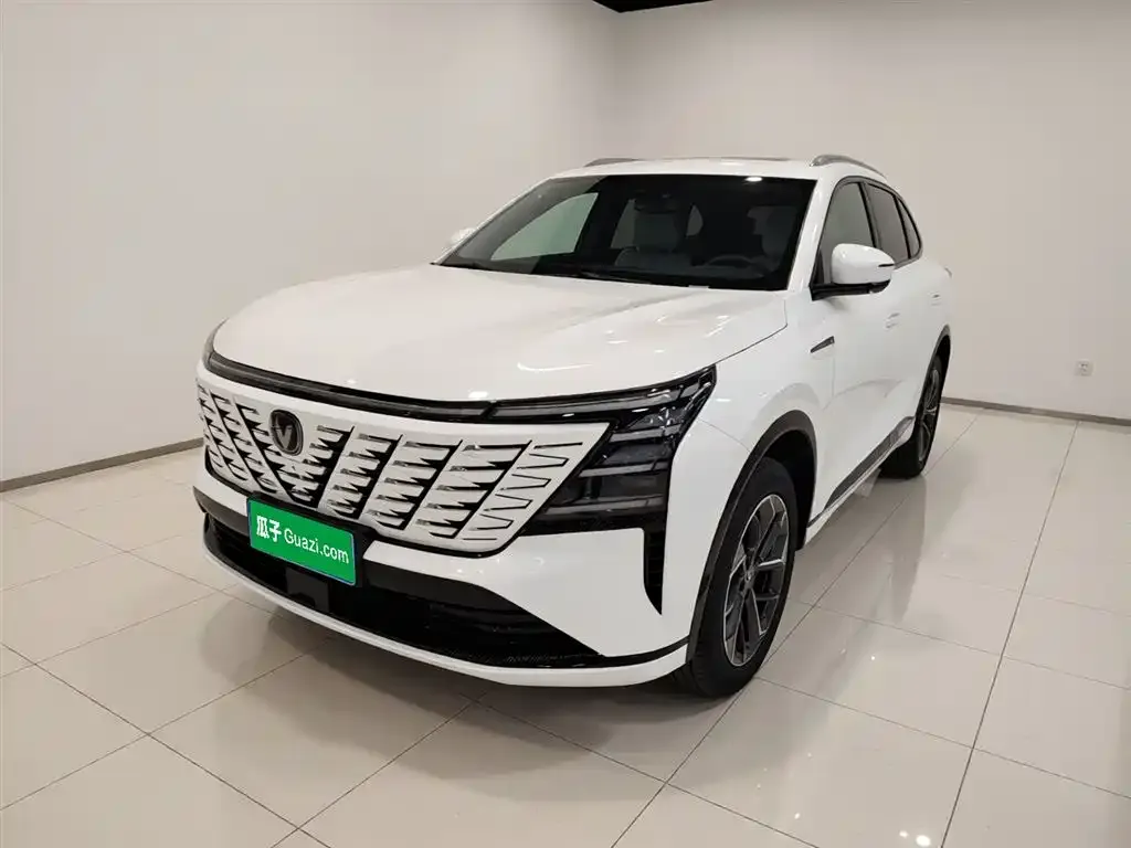 Changan CS75PLUS — фото 9