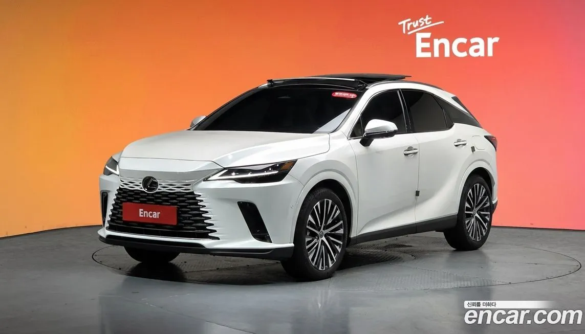 Lexus RX — фото 1
