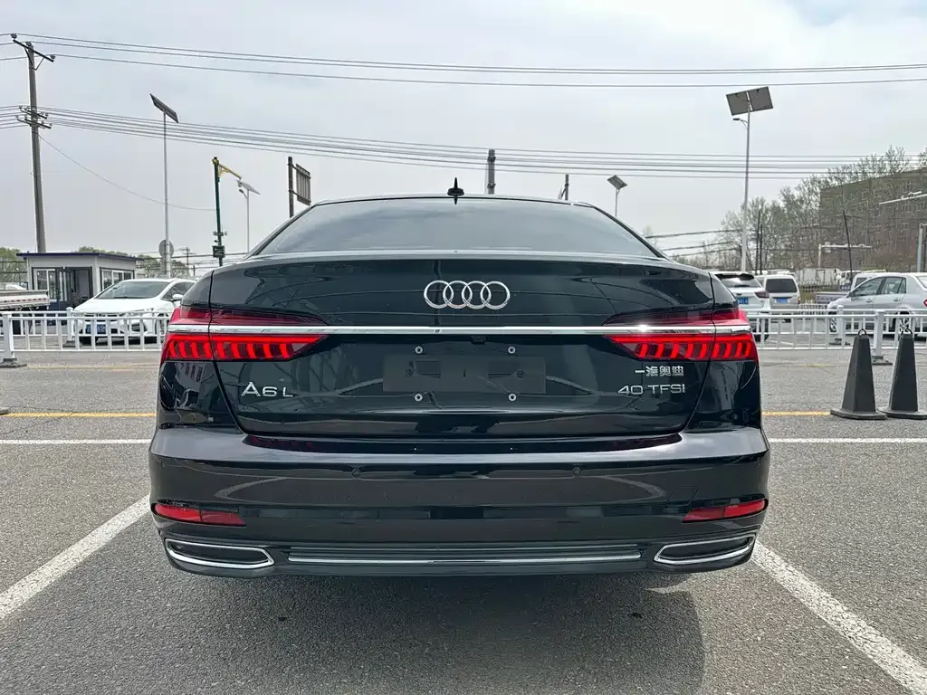 Audi A6L — фото 9
