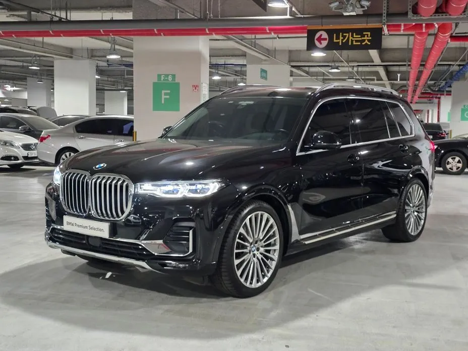 BMW X7 — фото 1