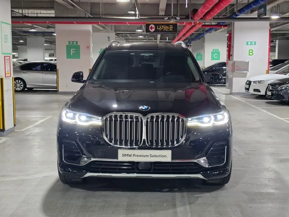 BMW X7 — фото 6