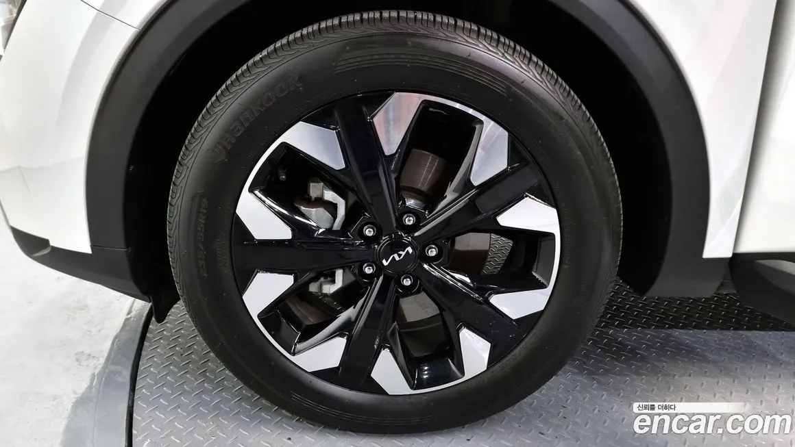 Kia Sportage — фото 10