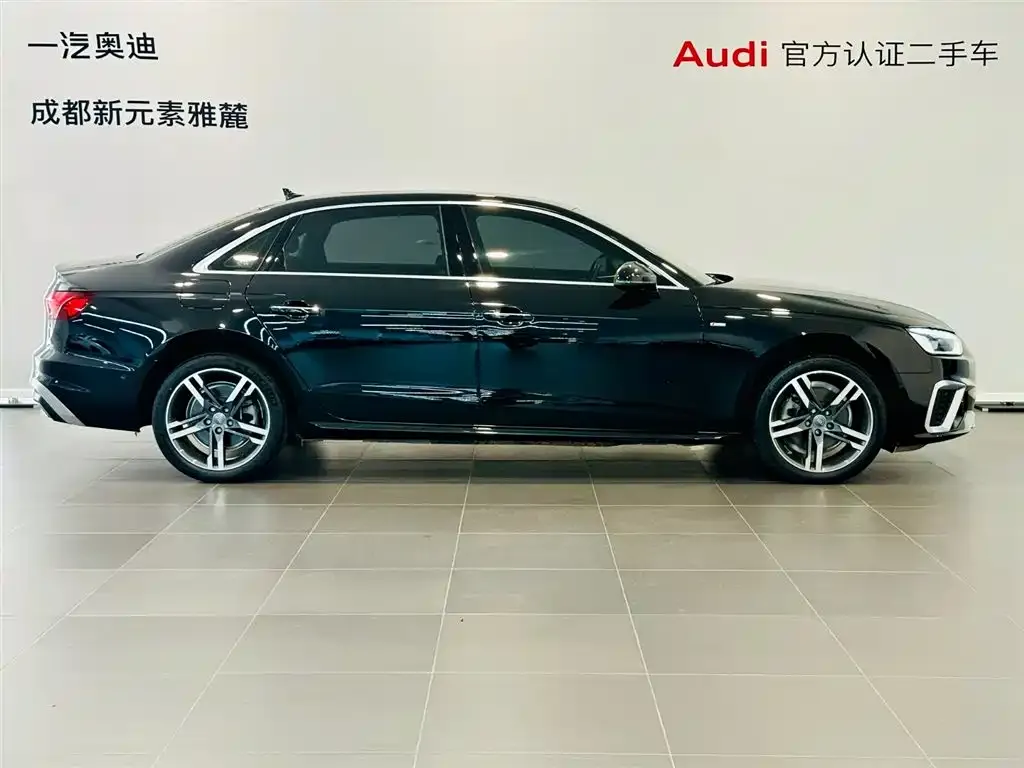 Audi A4L — фото 5