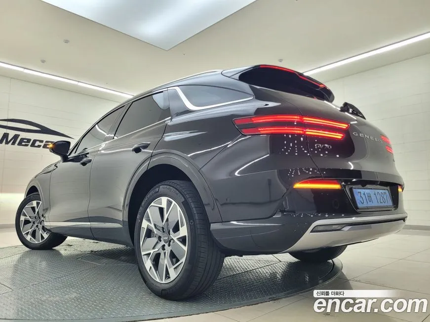 Genesis GV70 — фото 5