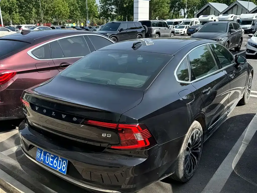 Volvo S90 — фото 5