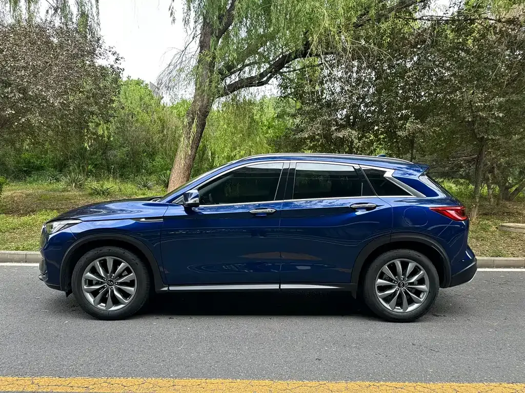 Infiniti QX50 — фото 10