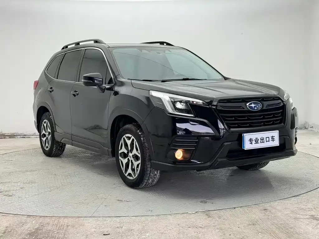 Subaru Forester — фото 5