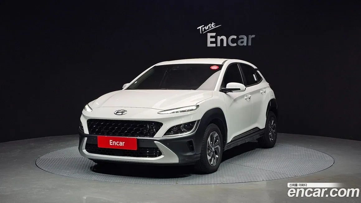 Hyundai Kona — фото 1