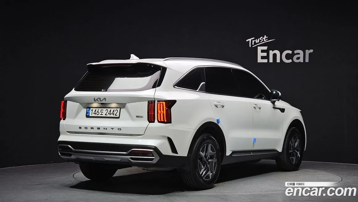 Kia Sorento — фото 5