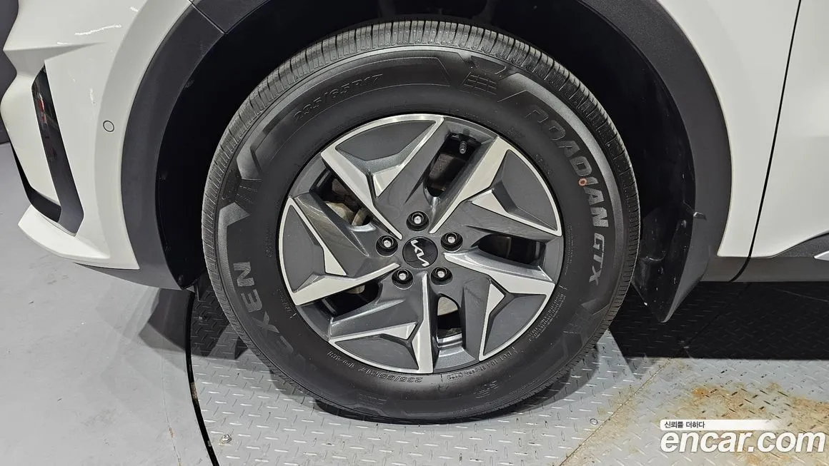 Kia Sorento — фото 6