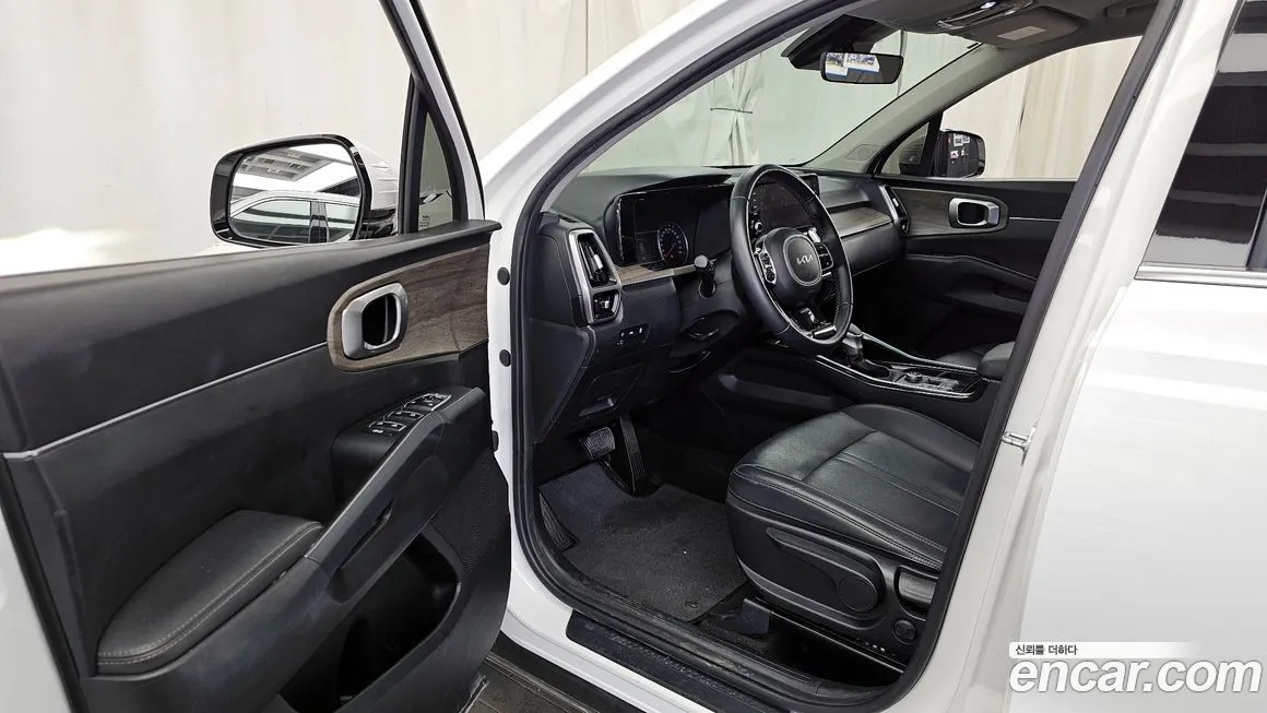 Kia Sorento — фото 6