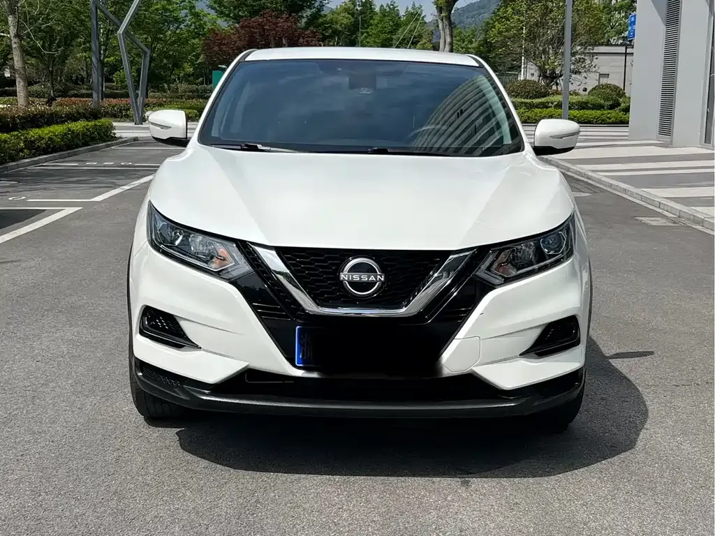 Nissan Qashqai — фото 8