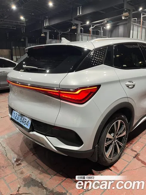BYD Atto 3 — фото 10