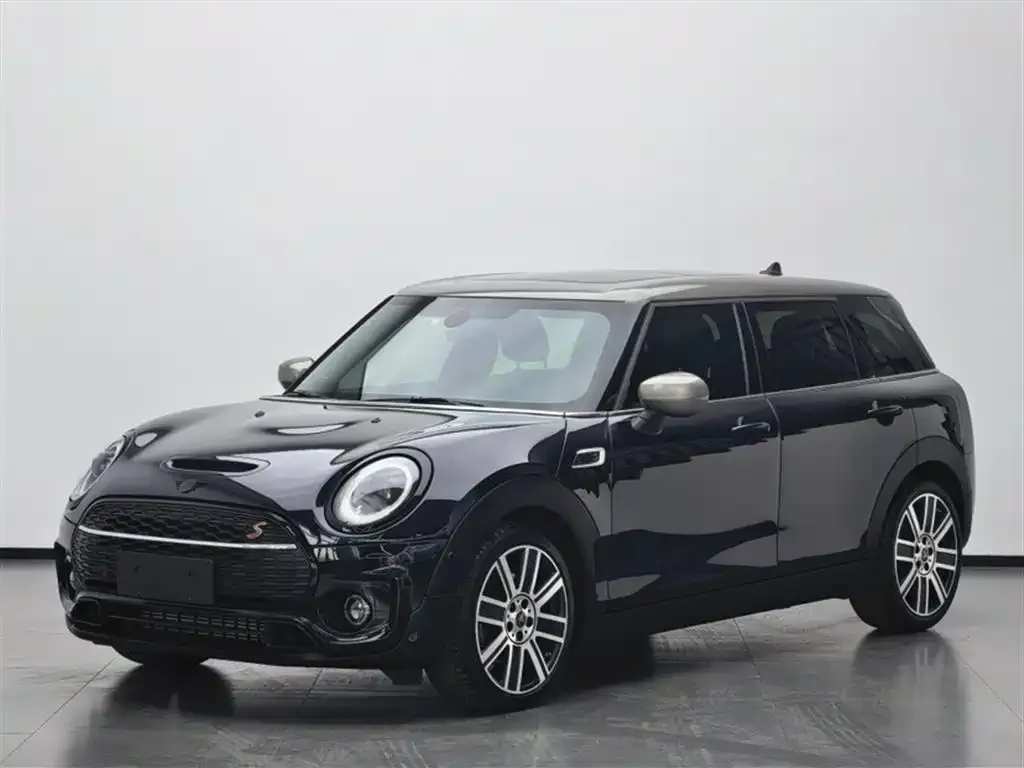 MINI Clubman — фото 1
