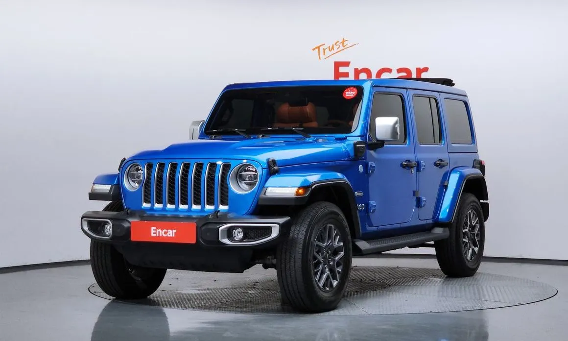 Jeep Wrangler — фото 1