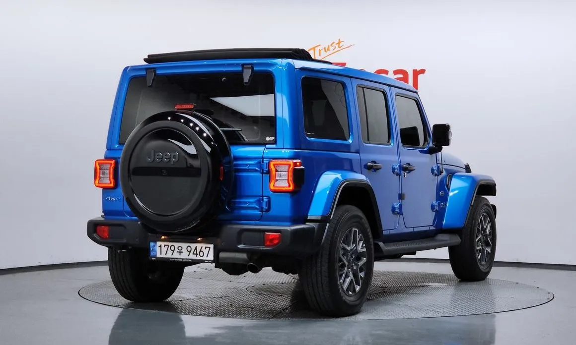 Jeep Wrangler — фото 2