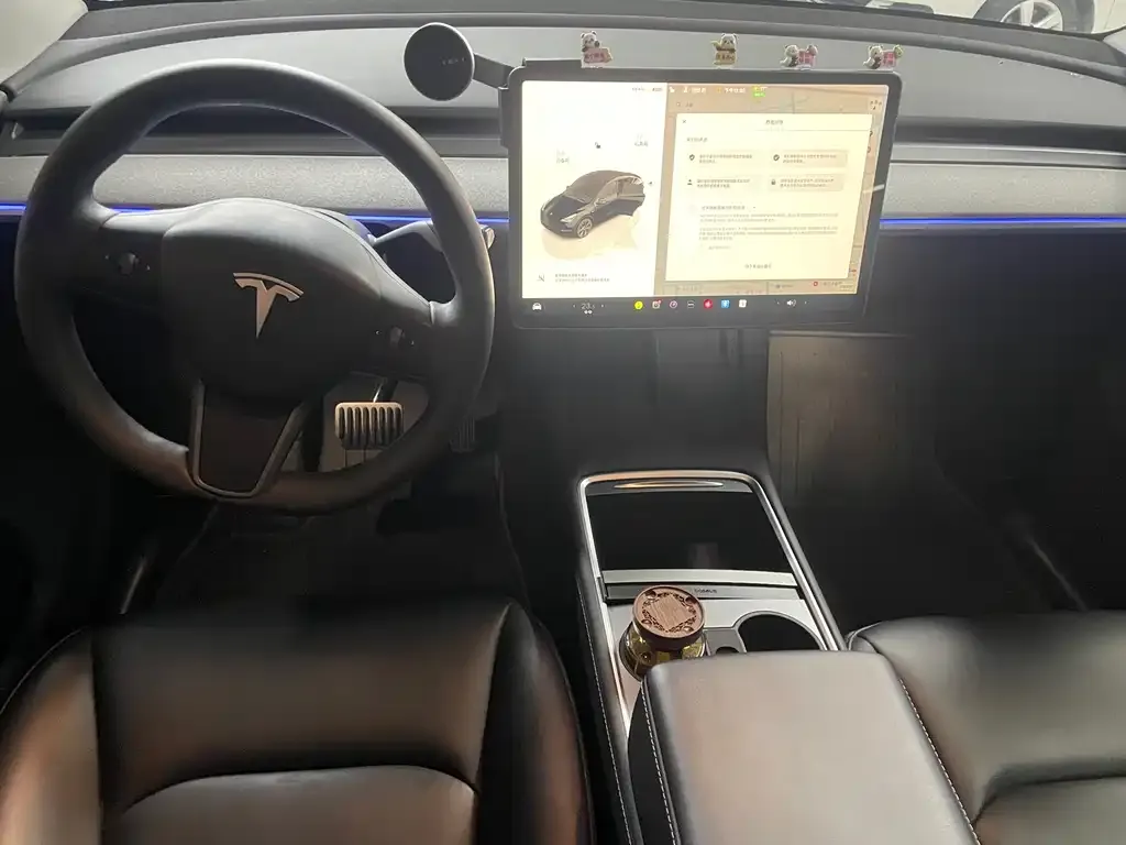 Tesla Model Y — фото 4