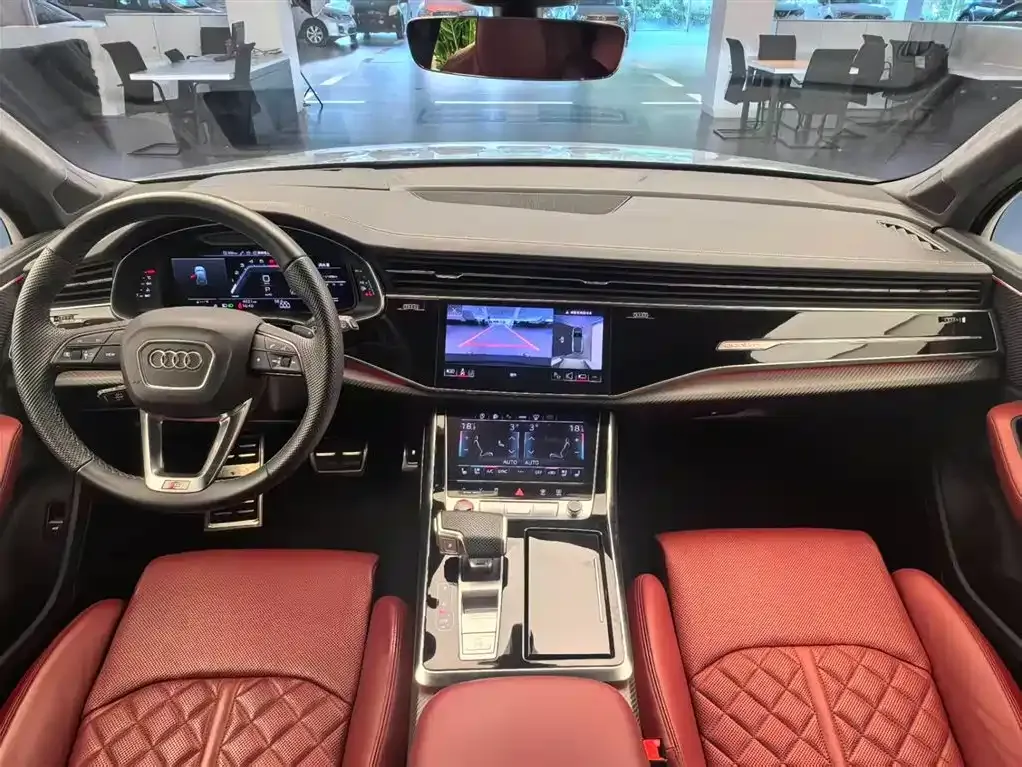 Audi SQ7 — фото 10