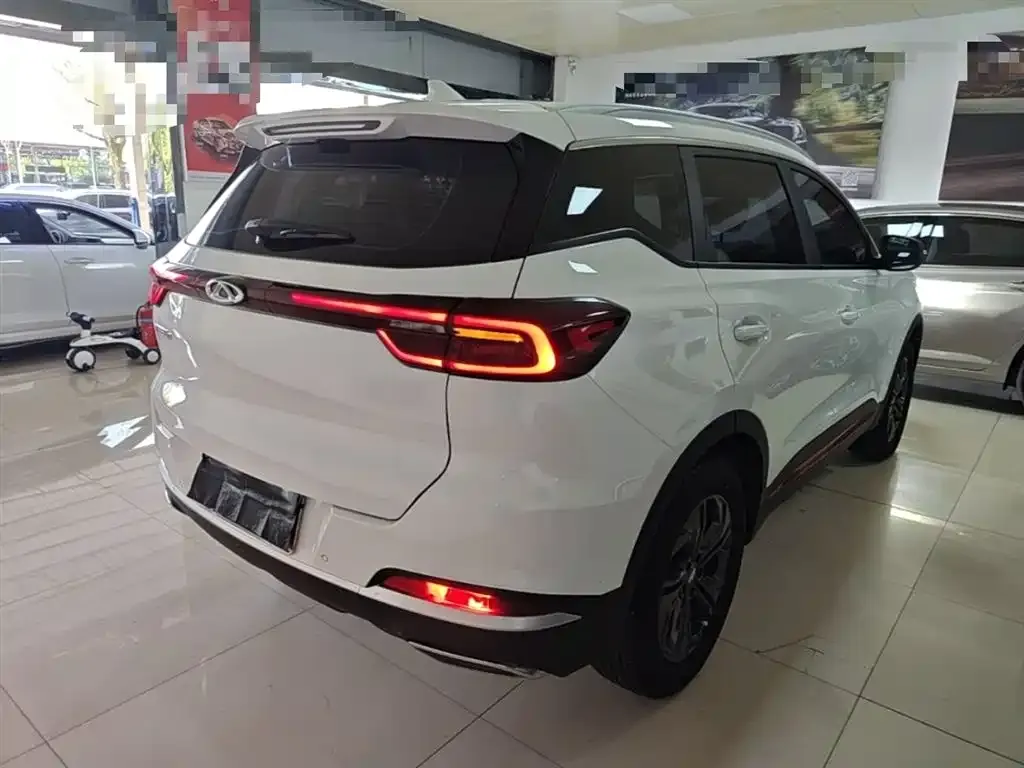 Chery Tiggo 7 — фото 7