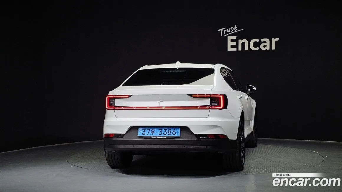 Polestar Polestar 2 — фото 3