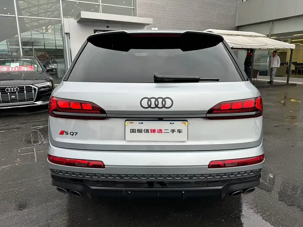 Audi SQ7 — фото 7