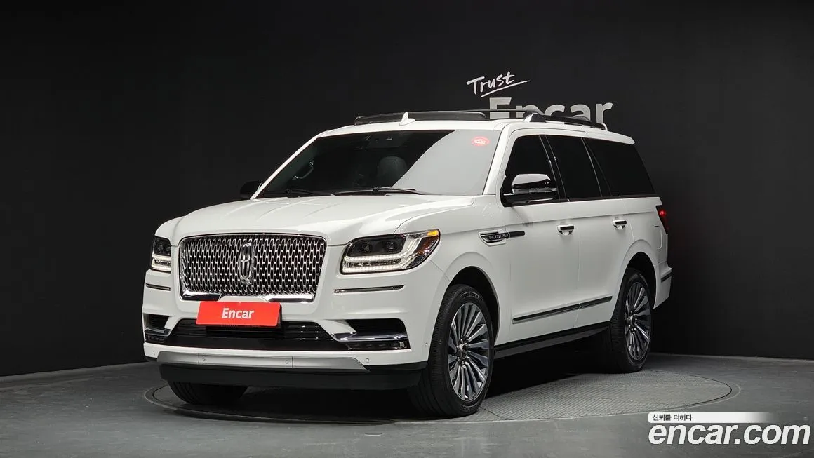 Lincoln Navigator — фото 1
