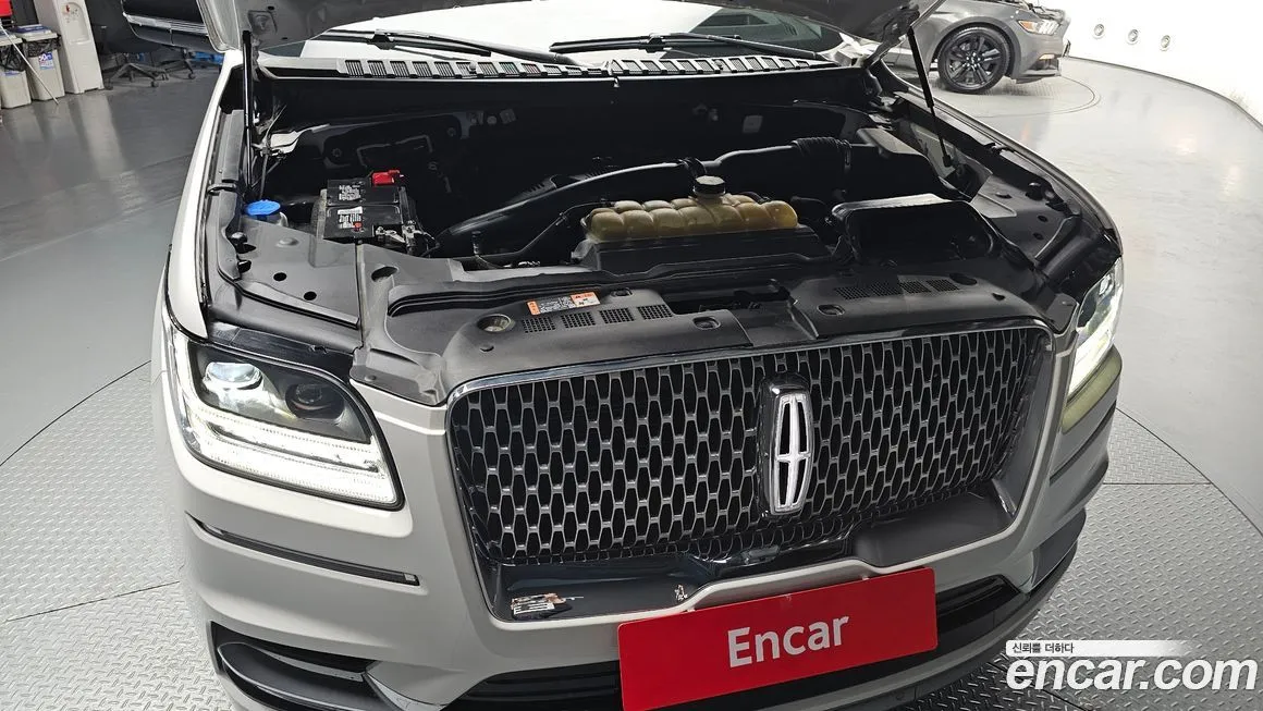 Lincoln Navigator — фото 10