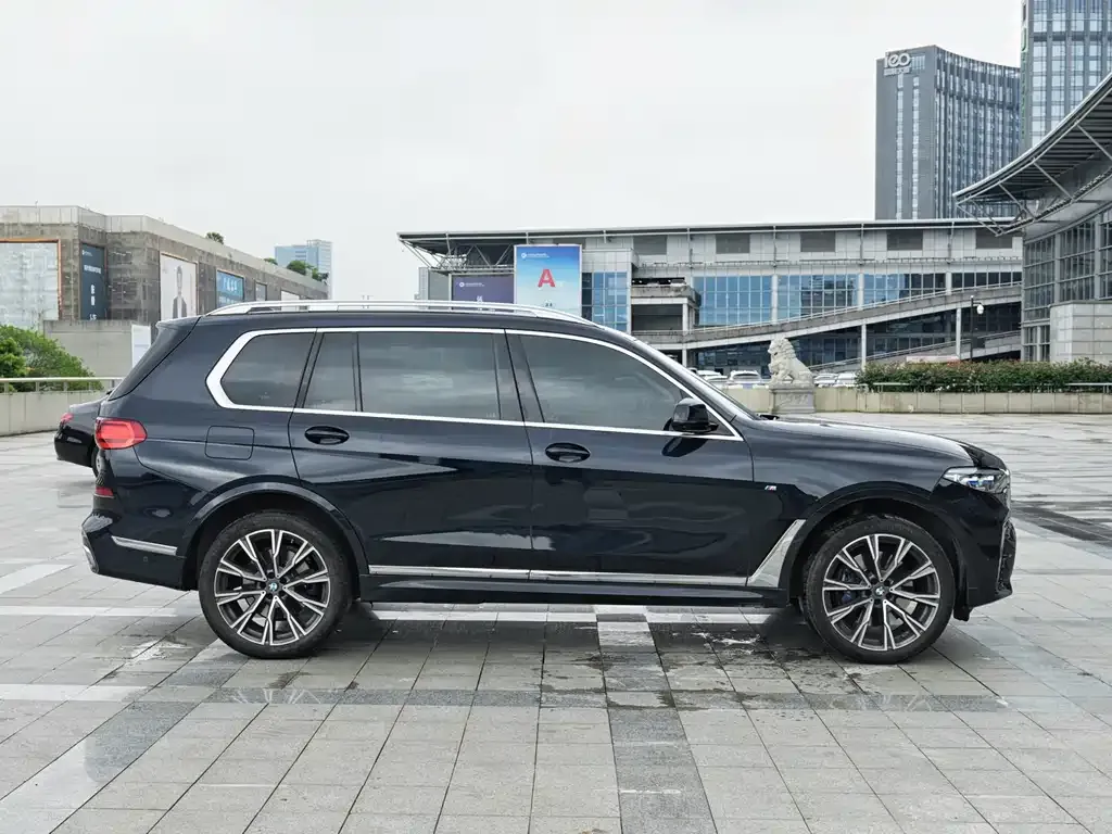 BMW X7 — фото 5