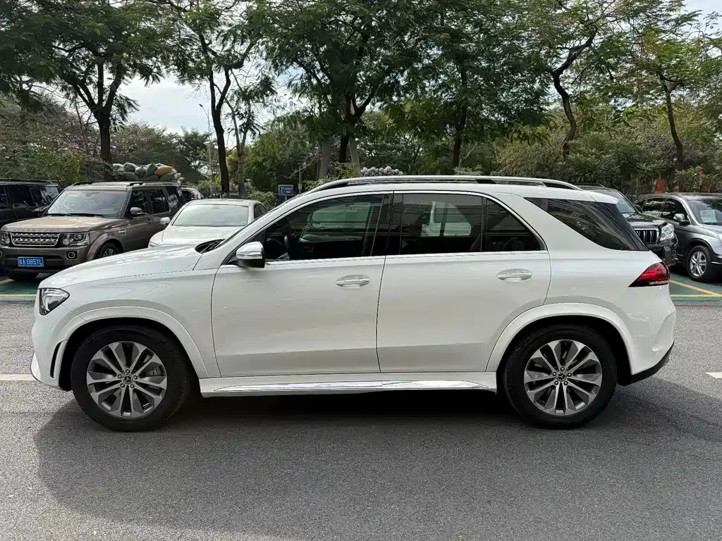 Mercedes-Benz GLE — фото 10