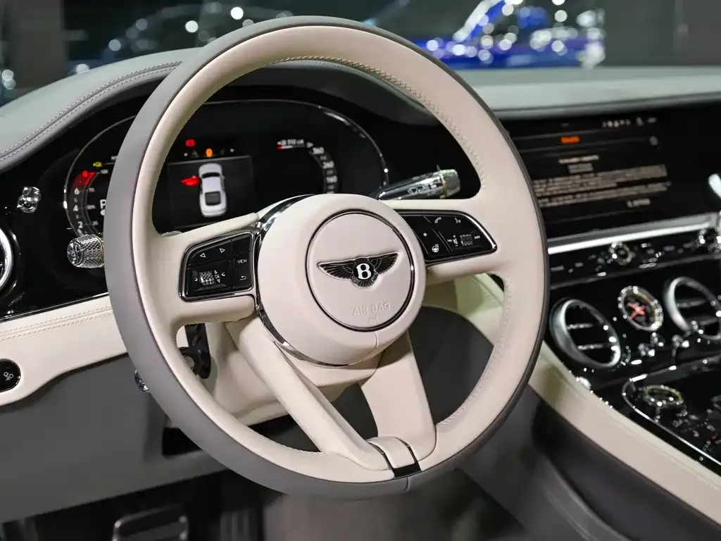 Bentley Continental PHEV — фото 9