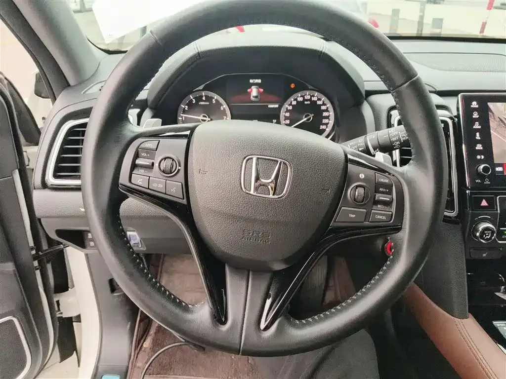 Honda UR-V — фото 9